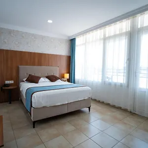 3* Oda ve Kahvaltı Dinç